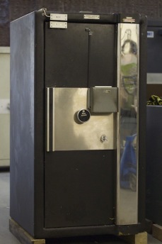 Used Tann Fortress 4620 TRTL30X6 Equivalent High Security Safe Used Tann Fortress 4620 TRTL30X6 Equivalent High Security Safe
